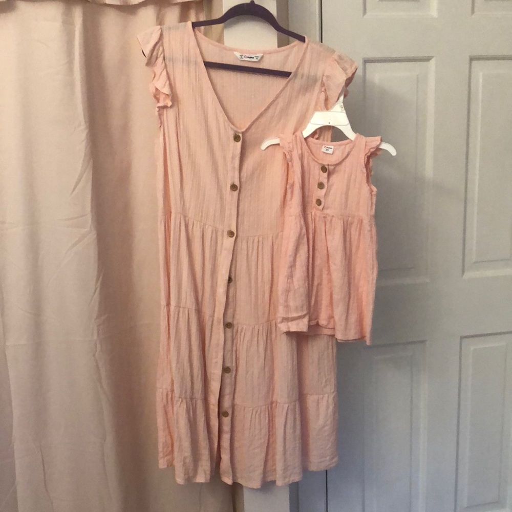 Adorable Mommy and Me Matching dresses!